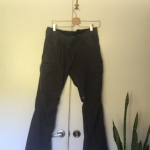 Burton women’s snowboarding pants